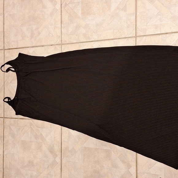 Y women's Love solid black body hugging stretch plus size dress 2X - Picture 3 of 5